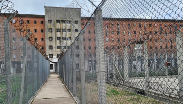 OFUCIPE: Funcionarios civiles penitenciarios denuncian "sistemática vulneración de derechos" de privados de libertad y trabajadores
